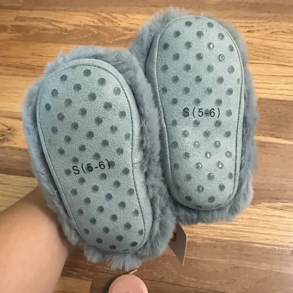 NEW!! Cat & Jack Faux Fur Slip-On Booties, Slippers, Non-Slip, Soft, S (5/6)